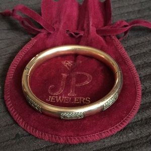 Antique gold tone bracelet